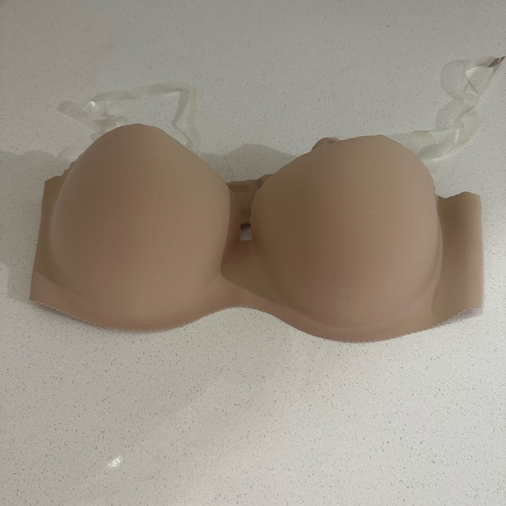 Victoria Secret Angel Secret Embrace bra